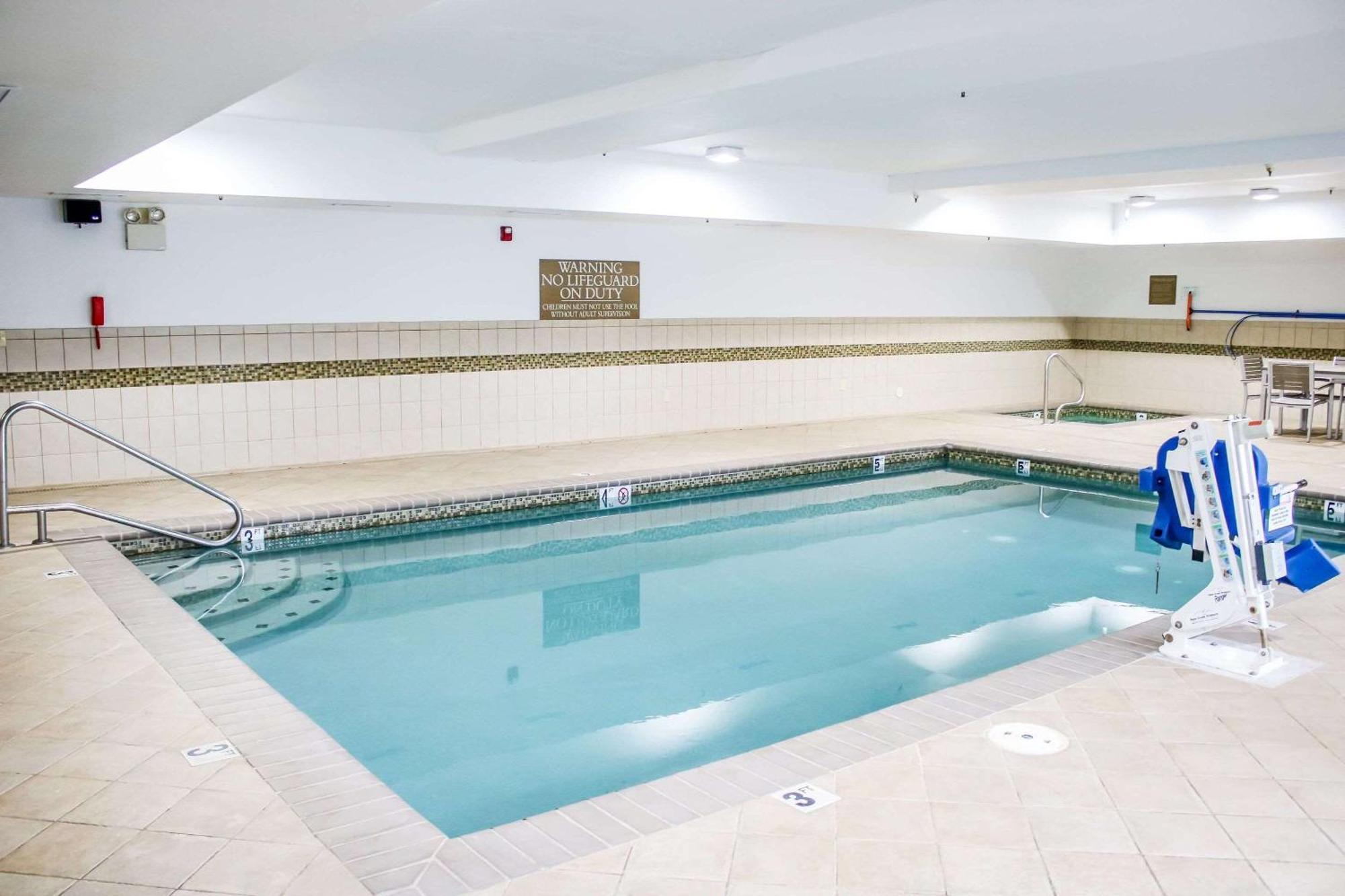 Country Inn & Suites By Radisson, Richmond West At I-64, Va Henrico Eksteriør billede